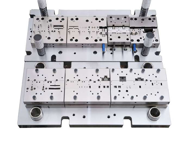 精密五金沖壓件的選材、加工工藝應遵循的原則